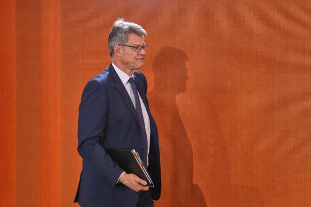 Berlin, Deutschland, 06.05.2026: Bundeskanzleramt: 43. Kabinettssitzung: Bundesminister für Verkehr Patrick Schnieder (CDU) Copyright: xdtsxNachrichtenagenturx dts_117916
