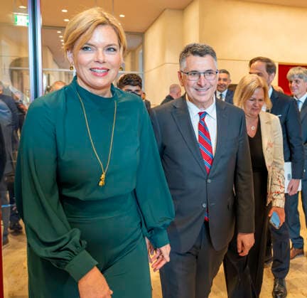 Julia Klöckner + Gideon Saar EUR, Deutschland, Berlin: 06.05.2026: Bundestagspräsidentin Julia Klöckner (CDU) empfängt Israels Außenminister Gideon Saar im Deutschen Bundestag.