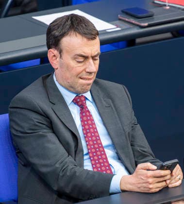 Nils Schmidt- Fragestunde im Bundestag EUR, Deutschland, Berlin, 06.05.2026: Nils Schmid (SPD) - Fragestunde im Bundestag. Getrennt nach Ressorts beantworten Vertreter der Bundesregierung 45 Minuten lang Fragen die von den Abgeordneten vorab schriftlich eingereicht worden waren.