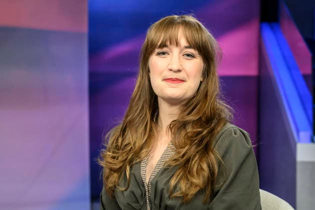 v.l.: Heidi Reichinnek, Die Linke (Fraktionsvorsitzende), GER, Berlin, Studio, zu Gast bei Maischberger, politische Talkshow, TV, Format, mit Moderatorin Sandra Maischberger, Das Erste, aus Adlershof Am Studio 20, 06. Mai 2026, Copyright: HMBxMedia UwexKoch