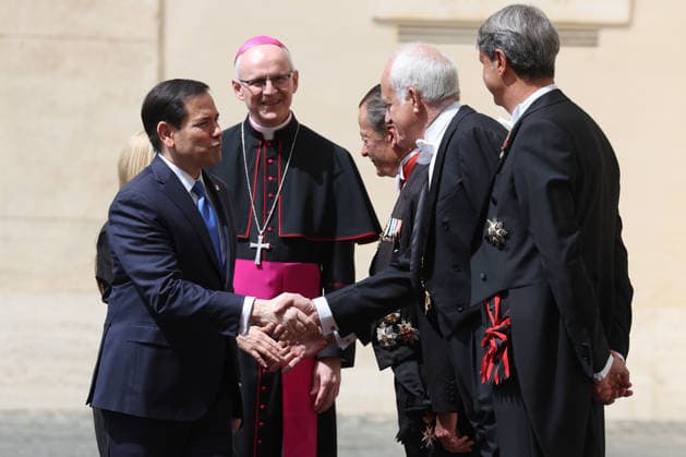 Vatican City, May 7, 2026: U.S. Secretary of State Marco Rubio and his wife, Jeanette Dousdebes Rubio, arrive in the San Damaso Courtyard, where they were received by Apostolic Nuncio Petar Rajic for an official meeting with Pope Leo XIV and Cardinal Pietro Parolin. The visit takes place in a particularly delicate diplomatic climate, following Donald Trump s recent statements against the Pontiff, which have attracted the attention of the international community and global media. The meeting thus takes on strong symbolic and institutional significance, focusing on the dialogue between the Holy See and the United States, geopolitical tensions, and the role of Vatican diplomacy in the contemporary landscape. Copyright: xmarcoxiacobuccix xipa-agency.netx xmarcoxiacobuccix IPA_Agency_IPA74485813