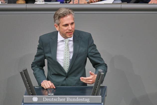 Berlin, Deutschland, 07.05.2026: Deutscher Bundestag: 77. Bundestagssitzung: Sascha van Beek, CDU Copyright: xdtsxNachrichtenagenturx dts_118125
