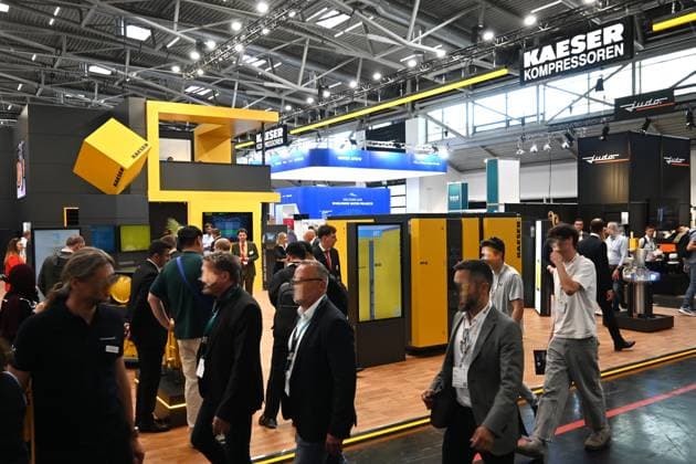 Die IFAT Munich 2026 ist die weltweit führende Fachmesse für Wasser-, Abwasser-, Abfall- und Rohstoffwirtschaft. Die Messe findet alle zwei Jahre auf dem Messegelände in München - Riem statt. Foto: Messestand Kaeser Kompressoren