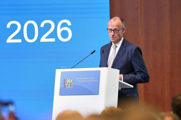 Berlin, Deutschland, 07.05.2026: Haus der Deutschen Wirtschaft: IHK-Tag: Bundeskanzler Friedrich Merz (CDU) vor einem Schriftzug 2026 Copyright: xdtsxNachrichtenagenturx dts_118195
