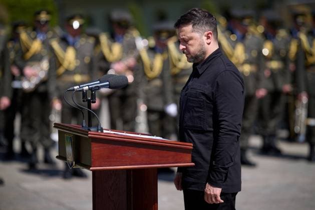 Ukrainian President Volodymyr Zelenskyy presents state awards Ukrainian President Volodymyr Zelenskyy presents state awards to infantry soldiers during a ceremony held to mark Infantry Day in Kyiv, Ukraine, on May 7, 2026. Photo by PRESIDENT OF UKRAINE apaimages Ukraine Ukraine Ukraine 070526_Ukraine_UPO_00(16).jpeg Copyright: xapaimagesxPRESIDENTxOFxUKRAINEx xapaimagesx