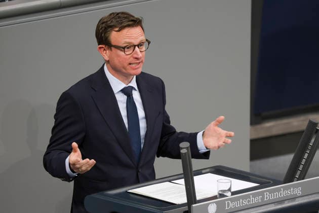 Prof. Dr. Hans Theiss, CDU während der Sitzung im Deutschen Bundestag am 07.05,26 in Berlin. Photo by Mauersberger imago Sitzung im Deutschen Bundestag