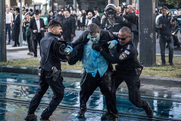 Ultra-Orthodox Jews protest mandatory military service in Jerusalem JERUSALEM - MAY 7: Israeli police use water cannons to disperse Ultra-Orthodox Jewish (Haredi) protesters blocking roads by lying on the ground during a demonstration against the arrest of several yeshiva students over mandatory military service in West Jerusalem on May 7, 2026. Mostafa Alkharouf Anadolu Jerusalem Israel. Editorial use only. Please get in touch for any other usage.  Copyright: x2026xAnadoluxMostafaxAlkharoufx