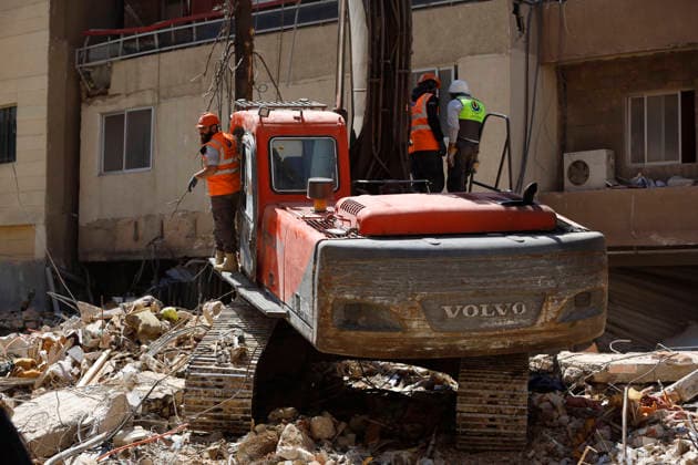 May 7, 2026, Beirut, Beirut, lebanon: Israeli warplanes struck a residential building in Haret Hreik, in BeirutÃ¢â‚¬â ¢s southern suburb, marking the first such attack since a temporary ceasefire was announced in mid-April. Rescue and emergency teams continued searching for survivors and removing rubble following the strike. Israel said the attack killed a commander of HezbollahÃ¢â‚¬â ¢s elite Radwan force. Beirut lebanon  - ZUMAb339 20260507_znp_b339_003 Copyright: xAbdulxKaderxAlxBayx