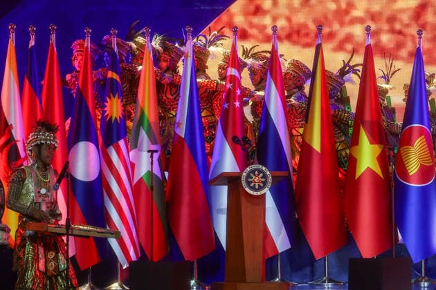 Southeast Asian leaders gather at Opening Ceremony of ASEAN Summit and Related Meetings 2026 CEBU, PHILIPPINES - MAY 8: Dancers perform Philippine-originated traditional dance during the official opening ceremony of the 48th ASEAN Summit and Related Meetings, in Cebu, Philippines, on May 8, 2026. Top leaders of ASEAN member states from across Southeast Asia gather to discuss key international and regional issues, including conflict in the Middle East, trade and economic development, fuel and energy crisis, and South China Sea territorial disputes. The summit comes just a few days ahead of a meeting between United States President Donald Trump and Chinese President Xi Jinping, which will take place in mid-May. Daniel Ceng Anadolu Cebu Phil Copyright: x2026xAnadoluxDanielxCengx