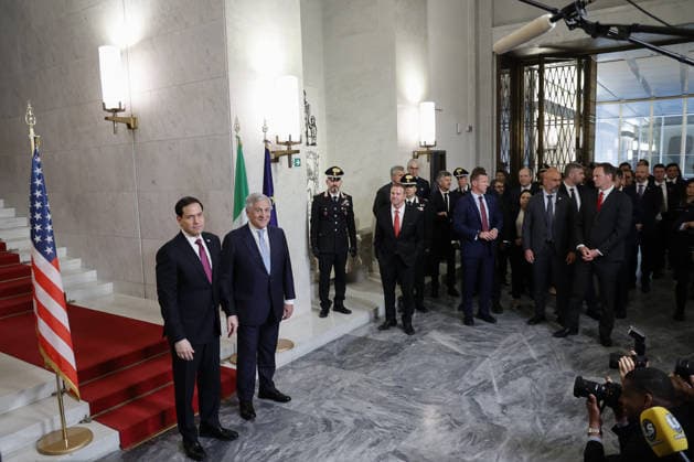 Marco Rubio - Antonio Tajani meeting in Rome ROME, ITALY, MAY 08: Italy’s Foreign minister Antonio Tajani (R) welcomes U.S. Secretary of State Marco Rubio (L) at the Farnesina, Italian Foreign ministry headquarters, in Rome, Italy, on May 08, 2026. Riccardo De Luca Anadolu Rome Italy. Editorial use only. Please get in touch for any other usage.  Copyright: x2026xAnadoluxRiccardoxDexLucax