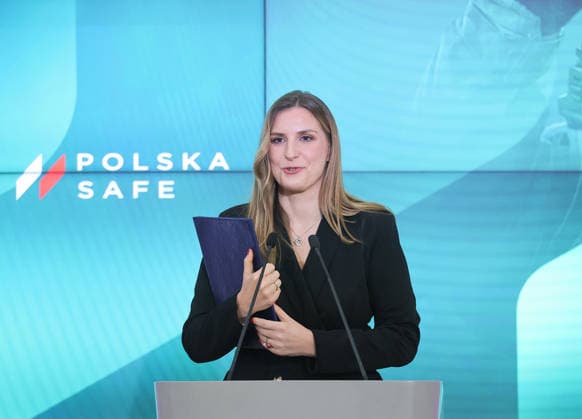 Poland signs SAFE deal Photo: Adam Burakowski East News Government plenipotentiary for SAFE Magdalena Sobkowiak-Czarnecka deliveres a speech as she attends a ceremony of signing an agreement regarding the loan from EU s SAFE (Security Action for Europe) financial instrument on May 8, 2026 in Warsaw, Poland. The deal will allow for a line of credit to purchase defence equipment, including anti-drone systems, worth almost 44 billion euro. EN_01677227_0124 