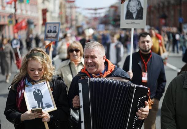 Russia WWII Immortal Regiment Campaign 9161432 09.05.2026 People attend the Immortal Regiment march as part of celebrations of the Victory Day, marking the 81st anniversary of the victory over Nazi Germany in World War Two, in St. Petersburg, Russia. Artem Pryahin Sputnik St. Petersburg Russia  Copyright: xArtemxPryahinx