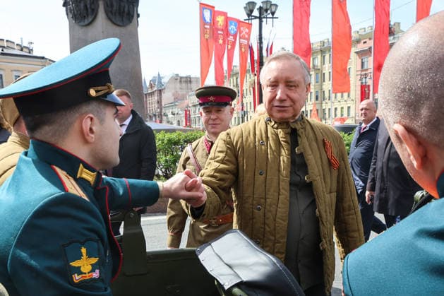 RUSSIA, ST PETERSBURG - MAY 9, 2026: St Petersburg Governor Alexander Beglov (C) attends an Immortal Regiment event on Victory Day St Petersburg Russia  - ZUMAt113 20260509_zaa_t113_1418 Copyright: xValentinxYegorshinx