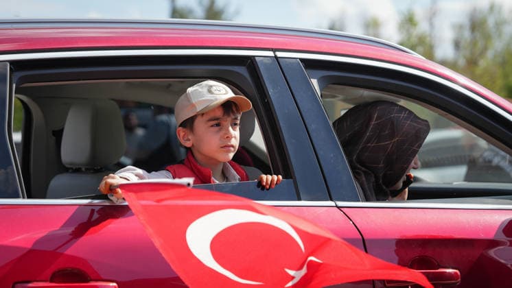 May 9, 2026, Gaziantep, Gaziantep, Turkey: Hundreds of demonstrators take part in a protest organized by 45 non-governmental organizations against a scheduled performance by the girl group Manifest. The demonstration, which saw some scuffles with security forces, was held to oppose the event on the grounds of preserving local conservative values and preventing social tension in Gaziantep, Turkey on May 09, 2026. Gaziantep Turkey - ZUMAa260 20260509_zip_a260_006 Copyright: xMohammadxBashirxAldaherx