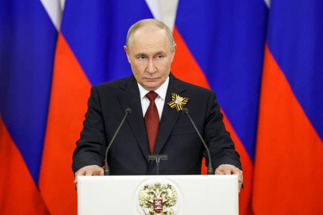 RUSSIA, MOSCOW - MAY 9, 2026: Russia s President Vladimir Putin talks to journalists at the Moscow Kremlin. Gavriil Grigorov Russian Presidential Press and Information Office TASS  92241655