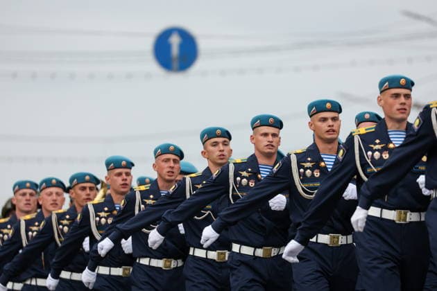 RUSSIA, MOSCOW - MAY 9, 2026: Cadets with General Margelov Higher Airborne Command School march in formation as they arrive in Ryazan after a military parade in Red Square on Victory Day, marking 81 years since the victory of the Soviet Union over Nazi Germany in the Great Patriotic War, Eastern Front of World War II Moscow Russia  - ZUMAt113 20260509_zaa_t113_1781 Copyright: xAlexanderxRyuminx