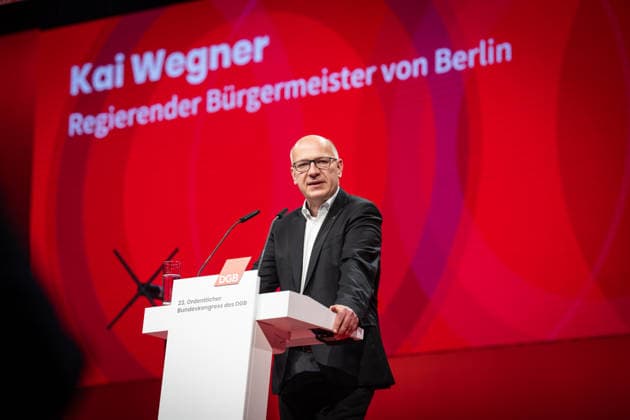 Kai Wegner, Regierender Bürgermeister Berlin, während seiner Grußrede zur Eröffnung des Bundeskongresses;DGB Bundeskongress 2026 in Berlin - Deutscher Gewerkschaftsbund, Berlin Berlin Deutschland Hotel Estrel
