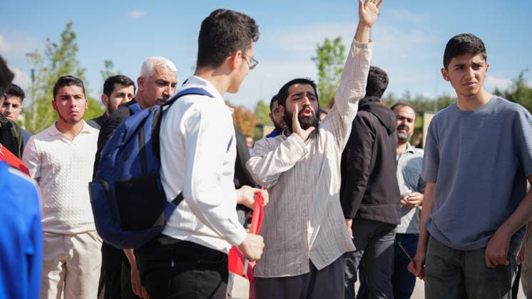 Protests Over Manifest Band Performance in Gaziantep Türkiye, Gaziantep - May 09, 2026: Hundreds of demonstrators take part in a protest organized by 45 non-governmental organizations against a scheduled performance by the girl group Manifest. The demonstration, which saw some scuffles with security forces, was held to oppose the event on the grounds of preserving local conservative values and preventing social tension in Gaziantep, Turkey on May 09, 2026. Gaziantep Türkiye Copyright: xMohammadxBashirxAldaherx