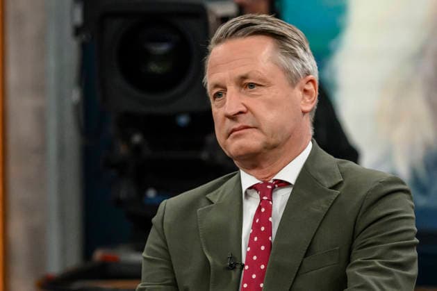 im Bild v.l.: Nikolaus Blome, Ressortleiter Politik und Gesellschaft RTL ntv, GER, Berlin, Studio, zu Gast bei - Caren Miosga, Polittalk, TV, Format, Aufzeichnung, aufgezeichnet, Das Erste, aus Adlershof - am Studio 20, Thema: Wie will die SPD Vertrauen zurückgewinnen, Frau Schwesig? 10.05.2026 Copyright: HMBxMedia UwexKoch