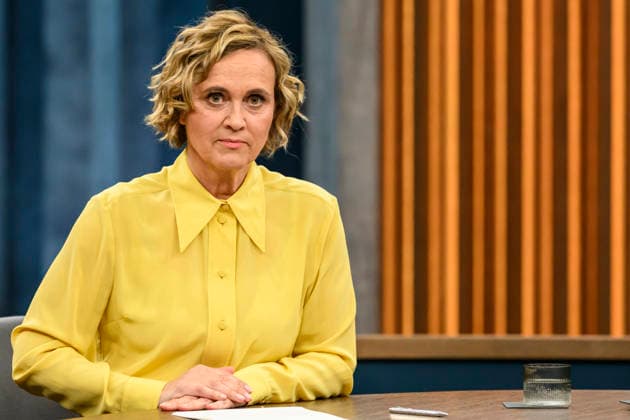 im Bild v.l.: Caren Miosga, GER, Berlin, Studio, zu Gast bei - Caren Miosga, Polittalk, TV, Format, Aufzeichnung, aufgezeichnet, Das Erste, aus Adlershof - am Studio 20, Thema: Wie will die SPD Vertrauen zurückgewinnen, Frau Schwesig? 10.05.2026 Copyright: HMBxMedia UwexKoch