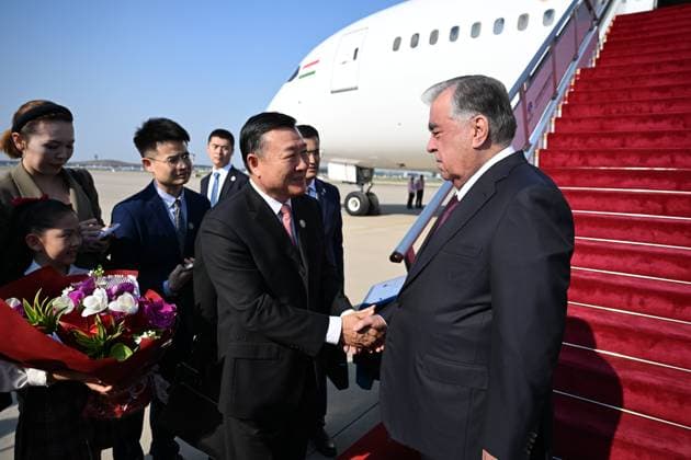 (260511) -- BEIJING, May 11, 2026 -- Tajikistan s President Emomali Rahmon arrives in Beijing, capital of China, May 11, 2026. At the invitation of Chinese President Xi Jinping, Tajikistan s President Emomali Rahmon arrived in Beijing on Monday for a state visit to China from May 11 to 14. ) CHINA-BEIJING-TAJIKISTAN-PRESIDENT-ARRIVAL (CN) DaixTianfang 