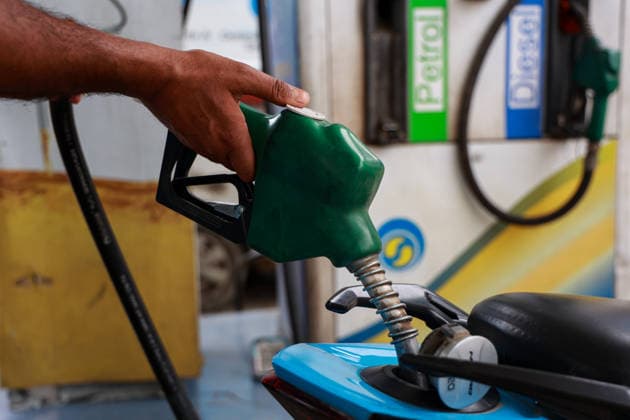 People Refill Petrol And Diesel People fill petrol and diesel at a fuel station in Baramulla, Jammu and Kashmir, on May 11, 2026. On Sunday, Prime Minister Narendra Modi urges citizens to cut fuel use, limit foreign travel, and pause gold purchases, citing the severe impact of the Iran war on the economy. Baramulla India  Copyright: xNasirxKachroox originalFilename: kachroo-notitle260511_npi8n.jpg