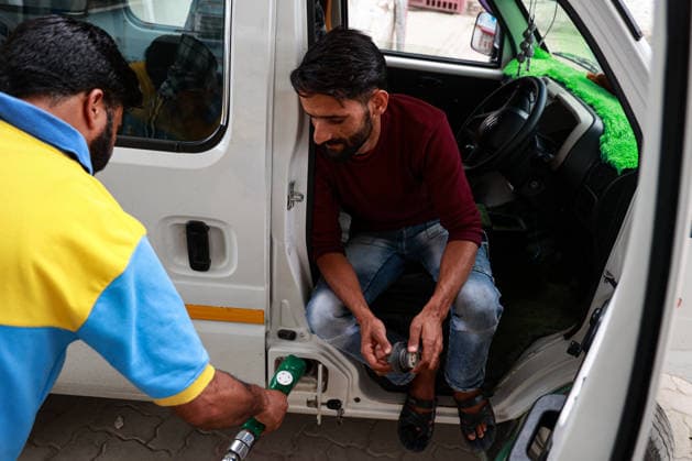 People Refill Petrol And Diesel People fill petrol and diesel at a fuel station in Baramulla, Jammu and Kashmir, on May 11, 2026. On Sunday, Prime Minister Narendra Modi urges citizens to cut fuel use, limit foreign travel, and pause gold purchases, citing the severe impact of the Iran war on the economy. Baramulla India  Copyright: xNasirxKachroox originalFilename: kachroo-notitle260511_npuGP.jpg