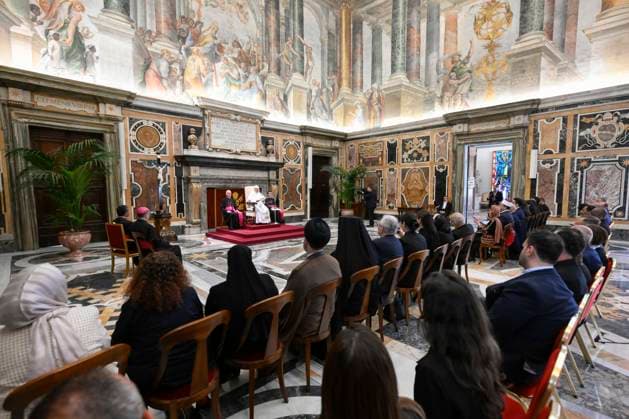 ITALY - POPE LEO XIV RECEIVES PARTICIPANTS IN THE SYMPOSIUM ORGANIZED BY THE DICASTERY FOR INTERRELIGIOUS DIALOGUE AND THE ROYAL INSTITUTE FOR INTERFAITH DURING A PRIVATE AUDIENCE IN THE VATICAN - 2026 5 11 Italy,Vatican,Rome 2026 5 11 Pope Leo XIV receives Participants in the symposium organized by the Dicastery for Interreligious Dialogue and the Royal Institute for Interfaith Studies during a private audience in The Vatican. EDITORIAL USE ONLY - NO BOOKS Copyright: xVATICANxMEDIAx