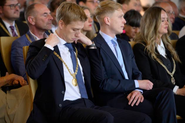 v.l. Oberbürgermeister Dominik Krause und sein Freund Sebastian Müller - Festliche Eröffnungssitzung des Stadtrats der Landeshauptstadt München - Amtperiode 2026 bis 2032 im Festsaal des alten Rathaus, München 11.05.2026