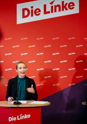 Ines Schwerdtner, Vorsitzende der Partei Die Linke, aufgenommen im Rahmen einer Pressekonferenz in Berlin, 11.05.2026. Berlin Deutschland Copyright: xYonaxElsnerx