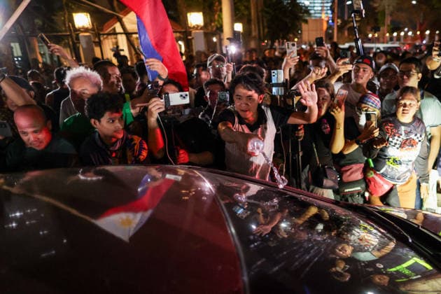 Supporters of former President Duterte protest outside Senate of the Philippines A man douses a car exiting the Philippine Senate with water during a protest against the arrest warrant of former Philippine National Police Chief and current Philippine Senator Ronald dela Rosa at the Philippine Senate in Manila, Philippines on May 11, 2026. The International Criminal Court (ICC) has issued an arrest warrant for the former Philippine National Police Chief Ronald dela Rosa in connection with his role in former Philippine President Rodrigo Duterte s war on drugs. MANILA PHILIPPINES  Copyright: xMatrixxImages MarkxCristinox