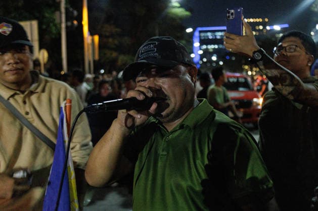 May 11, 2026, Bacoor, Cavite, Philippines: Philippine War on Drugs enforcer and Senator Ronald Bato De la Rosa hides in Senate building to evade ICC arrest warrant issued on May 11, 2026, in Manila.....ICC confirmed the warrant that day, prompting De la Rosa to flee into the Senate building in Manila, triggering a lockdown under Senate protection. Bacoor Philippines - ZUMAm340 20260511_zip_m340_008 Copyright: xZedrichxXylakxMadridx