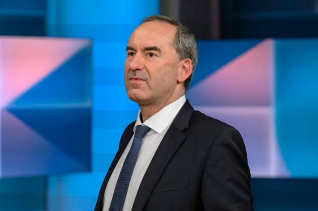 im Bild v.l.: Hubert Aiwanger (Freie Wähler): stellvertretender bayerischer Ministerpräsident, GER, Berlin, hart aber fair - Polittalk, TV, Format, mit Moderator - Louis Klamroth, Das Erste, Das Thema: Mehr als Musik: Wie politisch ist der ESC? 11.05.2026, Copyright: HMBxMedia UwexKoch