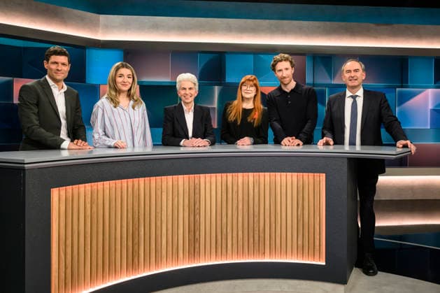 im Bild v.l.: Ronen Steinke, Caro Worbs, Marie-Agnes Strack-Zimmermann, Katja Ebstein, Louis Klamroth, Hubert Aiwanger , GER, Berlin, hart aber fair - Polittalk, TV, Format, mit Moderator - Louis Klamroth, Das Erste, Das Thema: Mehr als Musik: Wie politisch ist der ESC? 11.05.2026, Copyright: HMBxMedia UwexKoch