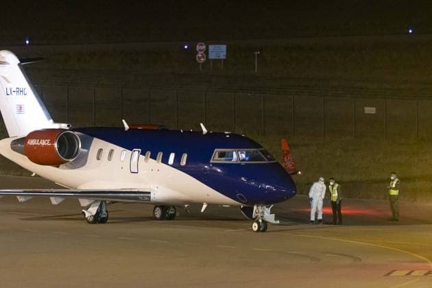 Planes carrying passengers and crew from Hantavirus-hit cruise ship land at Eindhoven Airport EINDHOVEN, NETHERLANDS - MAY 11: Personnel wearing hazmat suits are seen near one of the two planes carrying passengers and crew members from the Hantavirus-affected MV Hondius cruise ship after landing at Eindhoven Airport in Eindhoven, Netherlands on May 11, 2026. Nikos Oikonomou Anadolu Eindhoven Netherlands. Editorial use only. Please get in touch for any other usage.  Copyright: x2026xAnadoluxNikosxOikonomoux