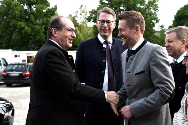 Alexander Dobrindt CSU Bundesinnenminister MdB Markus Blume CSU Wissenschaft Kunstminister Dr Wolfgang Stefinger CSU MdB Robert Brannekaemper CSU MdL Muenchen 11.05.2026 Truderinger Buam e.V Festwoche Politischer CSU Abend Foto Muenchen