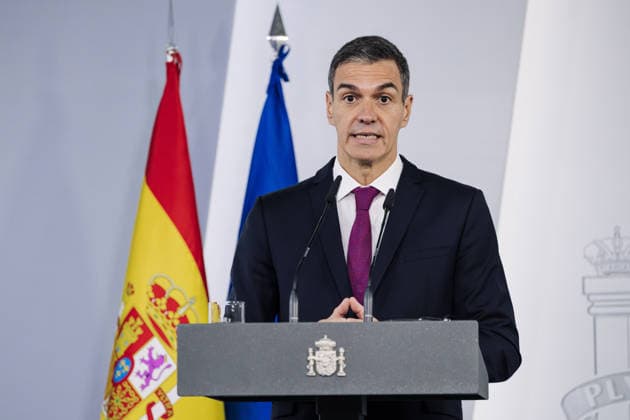 Sánchez receives the Director General of the WHO The President of the Government, Pedro Sánchez, during a press conference with the Director General of the World Health Organization WHO, Tedros Adhanom, at the Moncloa Palace, on May 12, 2026, in Madrid Spain The meeting aims to jointly assess progress in the management of the hantavirus crisis that has affected passengers and crew of the cruise ship MV Hondius 12 MAY 2026 Carlos Lujá Madrid Madrid Madrid Espana  Copyright: xCarlosxLujanx 7516558