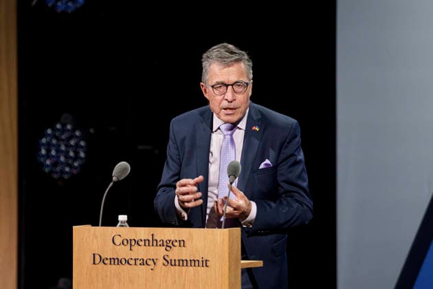 Copenhagen Democracy Summit at the Royal Danish Playhouse Anders Fogh Rasmussen, Founder and Chairman of Rasmussen Global and the Alliance of Democracies Foundation speaks at the Copenhagen Democracy Summit at the Royal Danish Playhouse on Tuesday, May 12, 2026. , Copenhagen Denmark Copyright: Ritzau Scanpix LiselottexSabroex spdk20260512-112134-L