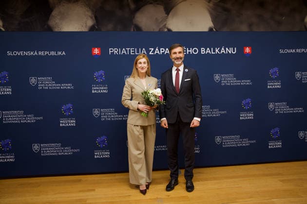 Slovakia hosts ministerial meeting of the Friends of the Western Balkans BRATISLAVA, SLOVAKIA - MAY 12: The Minister of Foreign and European Affairs of the Slovak Republic, Juraj Blanar welcomes Foreign Affairs Minister of Serbia Nevena Jovanovic during the ministerial meeting of the Friends of the Western Balkans group at Bratislava Castle in Bratislava, Slovakia on May 12, 2026. The event brings together foreign ministers of the member states of the Friends of the Western Balkans group (Slovakia, Czechia, Greece, Croatia, Austria, Slovenia and Italy) and representatives of the Western Balkans (Albania, Bosnia and Herzegovina, Montenegro, Kosovo, North Macedonia and Serbia), along with the European Commissioner for Enlargement, Marta Kos. Copyright: x2026xAnadoluxZuzanaxGogovax