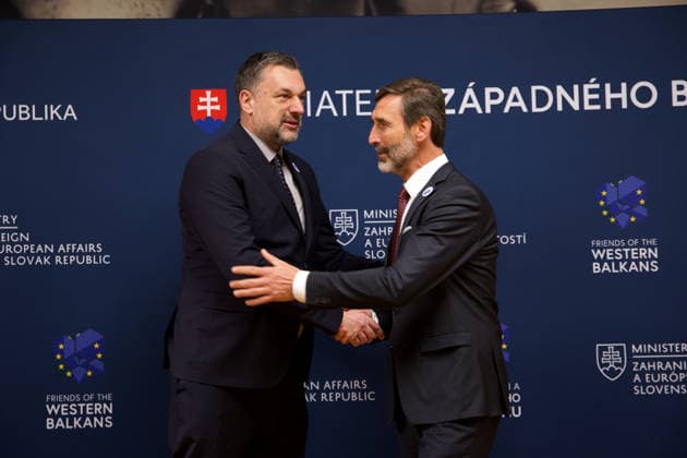 Slovakia hosts ministerial meeting of the Friends of the Western Balkans BRATISLAVA, SLOVAKIA - MAY 12: The Minister of Foreign and European Affairs of the Slovak Republic, Juraj Blanar welcomes Bosnian Foreign Minister Elmedin Konakovic during the ministerial meeting of the Friends of the Western Balkans group at Bratislava Castle in Bratislava, Slovakia on May 12, 2026. The event brings together foreign ministers of the member states of the Friends of the Western Balkans group (Slovakia, Czechia, Greece, Croatia, Austria, Slovenia and Italy) and representatives of the Western Balkans (Albania, Bosnia and Herzegovina, Montenegro, Kosovo, North Macedonia and Serbia), along with the European Commissioner for Enlargement, Marta Kos. Zuzana Go Copyright: x2026xAnadoluxZuzanaxGogovax
