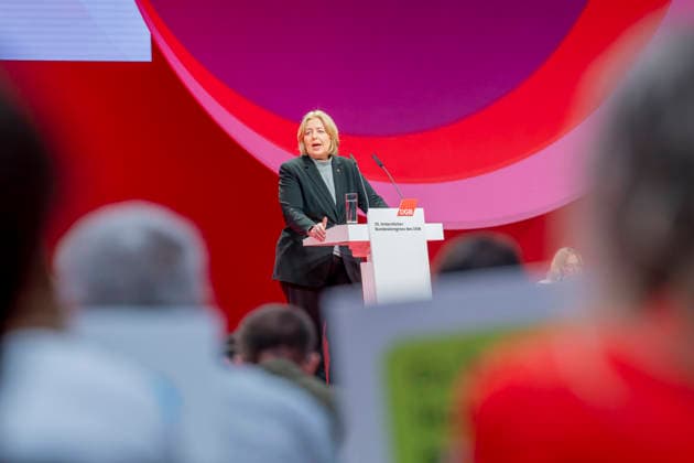 Bärbel Bas beim DGB EUR, Deutschland, Berlin, 12.05.2026: Bärbel Bas (SPD), Bundesministerin für Arbeit und Soziales besucht den 23. DGB Bundeskongress und hält eine Rede.