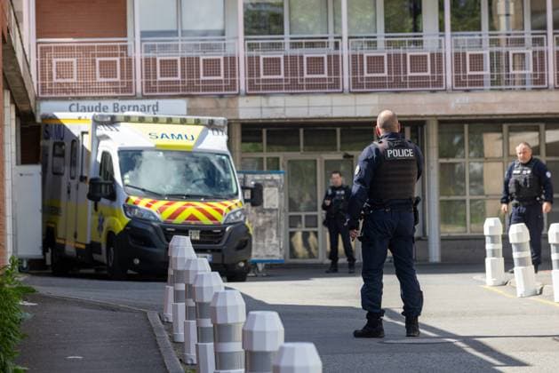2026 Hantavirus Rennes PHOTOPQR LE TELEGRAMME David Brunet Rennes 12 05 2026 RENNES 35 Un cas contact à lhantavirus identifié à Concarneau 29 a été transféré dans la matinée du mardi 12 mai 2026 au matin au CHU de Rennes Crédit photo David Brunet Le Télégramme France, may 12th 2026 A contact case of hantavirus identified in Concarneau was transferred on Tuesday morning, May 12, to the University Hospital of Rennes Rennes France  Copyright: xPHOTOPQR LExTELEGRAMME MAXPPPxDavidxBrunetx 20260512TGB5705 20260512TGB5705