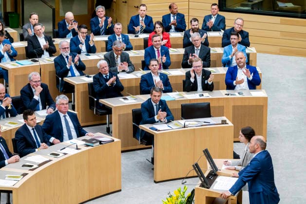 Konstituierende Sitzung des 18. Landtags von Baden-Württemberg. AfD-Fraktion. Kurios: Grüne und CDU sind mit jeweils 56 Abgeordneten gleich stark. AfD haben 35 Abgeordnete, die SPD 10. 12.05.2026, Stuttgart, Baden-Württemberg, Deutschland