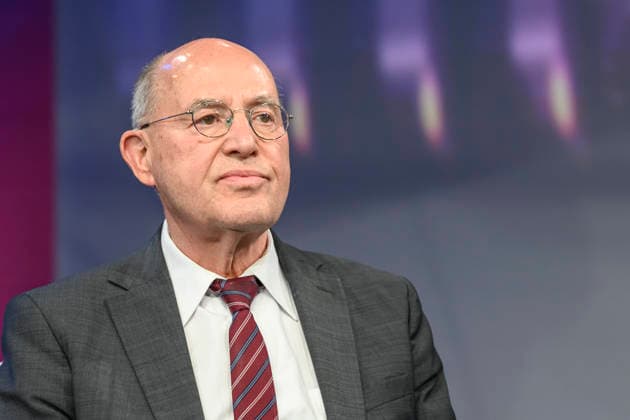 v.l.: Gregor Gysi, Die Linke (langjähriger Fraktionsvorsitzender), GER, Berlin, Studio, zu Gast bei Maischberger, politische Talkshow, TV, Format, mit Moderatorin Sandra Maischberger, Das Erste, aus Adlershof Am Studio 20, 12. Mai 2026, Copyright: HMBxMedia UwexKoch