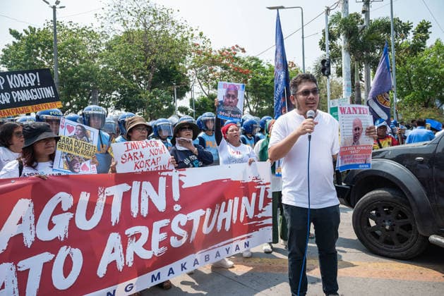 May 13, 2026, Pasay, Metro Manila, Philippines: Dr. David San Juan delivers a speech condemning the senator for his avoidance of the ICC arrest. Pasay Philippines  - ZUMAy102 20260513_zip_y102_009 Copyright: xKenosisxYapx