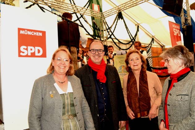 Monika Schmid-Balzert SPD Stadtraetin Markus Rinderspacher SPD Fraktionsvorsitzender MdL Dr Hildegard Kronawitter SPD MdL Dr. Gertraud Burkert SPD Buergermeisterin a.D. Muenchen 12 05.2026 Truderinger Buam e.V Festwoche Politischer SPD Abend Foto Muenchen