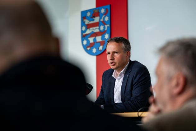 LANDESPRESSEKONFERENZ THÜRINGEN 13 05 2026 - Erfurt: Der Vorsitzende der CDU-Fraktion im Thüringer Landtag, Andreas Bühl (CDU), in der Landespressekonferenz Thüringen am 13. Mai 2026. _________________