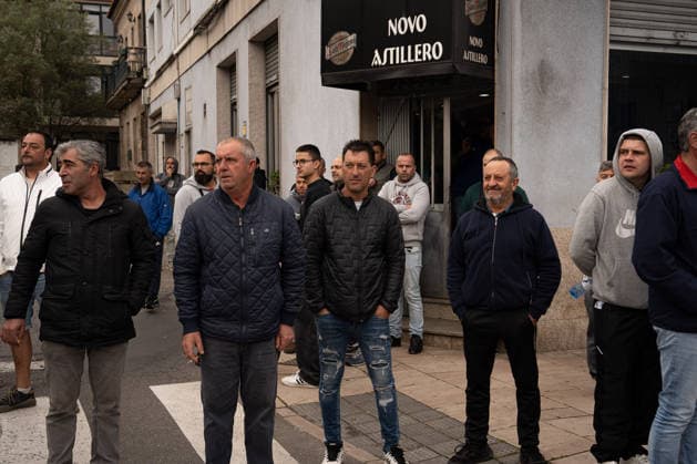 Second day of the metal strike in Vigo Dozens of people demonstrate during the second day of the Metal sector strike, on 13 May 2026, in Vigo, Pontevedra, Galicia Spain The Metal sector today celebrates the second of three days of strike called for 7, 13 and 14 May with the aim of denouncing the lack of progress in the negotiation of the new agreement despite more than 10 meetings between unions and employers 13 MAY 2026 MANIFESTATION LABOR DISPUTE STRIKE Adriá Vigo, Pontevedra, Galicia Vigo, Pontevedra, Galicia Espana  Copyright: xAdrianxIragox 7519771