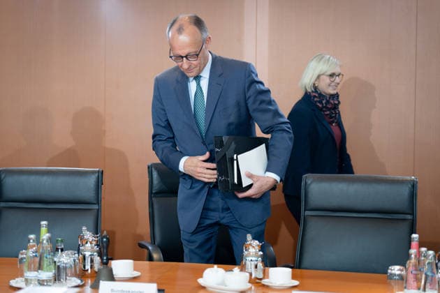 Kabinettsitzung, Bundesregierung, Auftakt Auftakt, Kabinettsitzung, Bundesregierung, Bundeskanzler, Friedrich Merz Berlin Berlin GER