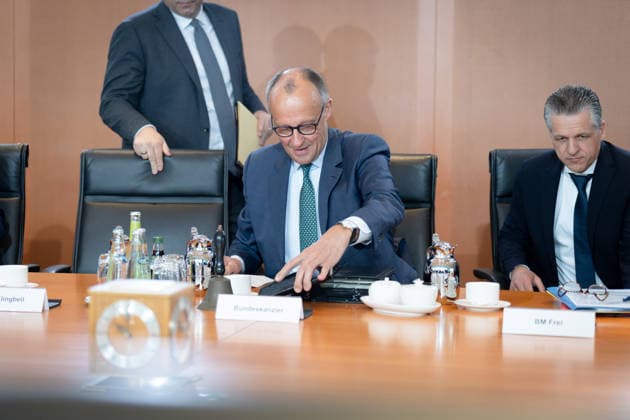 Kabinettsitzung, Bundesregierung, Auftakt Auftakt, Kabinettsitzung, Bundesregierung, Bundeskanzler, Friedrich Merz, Kanzleramtsminister, Thorsten Frei Berlin Berlin GER